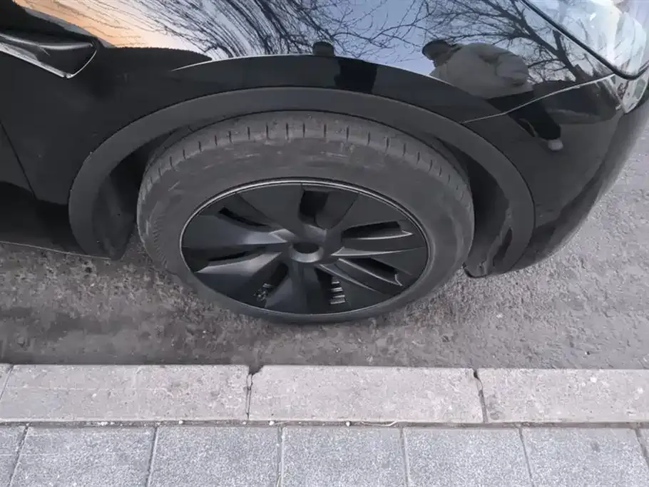 Tesla Model Y 2024 из CN, фото 9