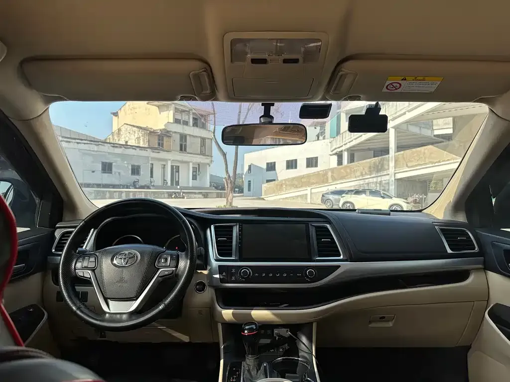 Toyota Highlander 2021 из CN, фото 2
