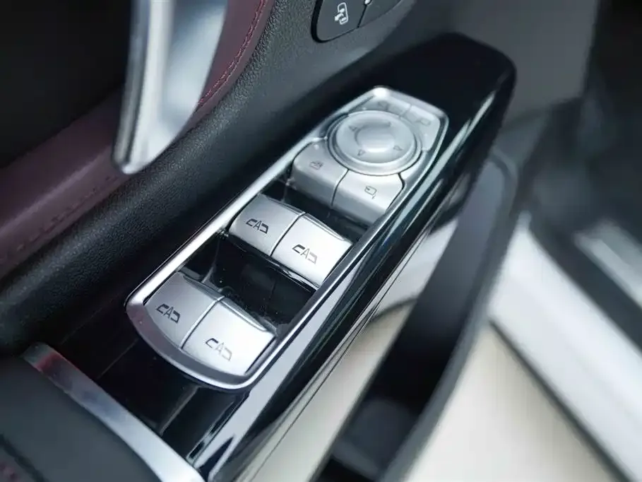 Buick Century 2024 из CN, фото 4