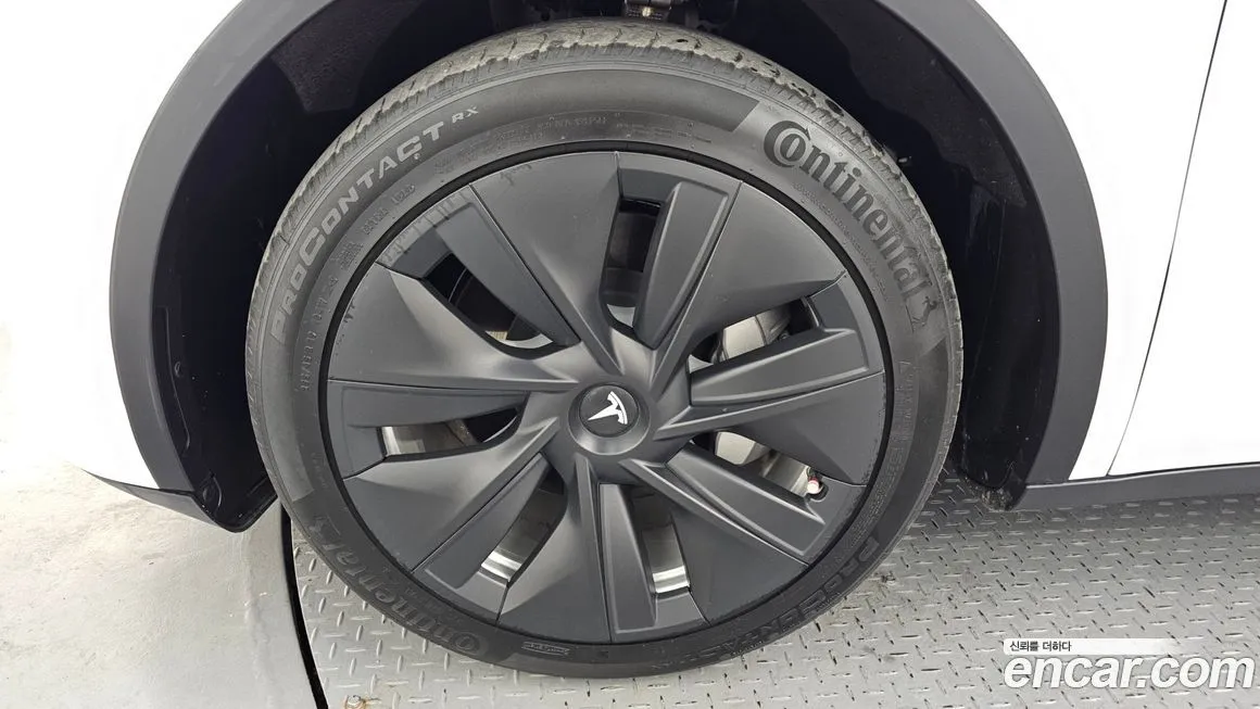 Tesla Model Y 2022 из KR, фото 5