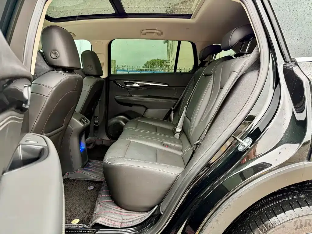Buick Envision Plus — фото 10