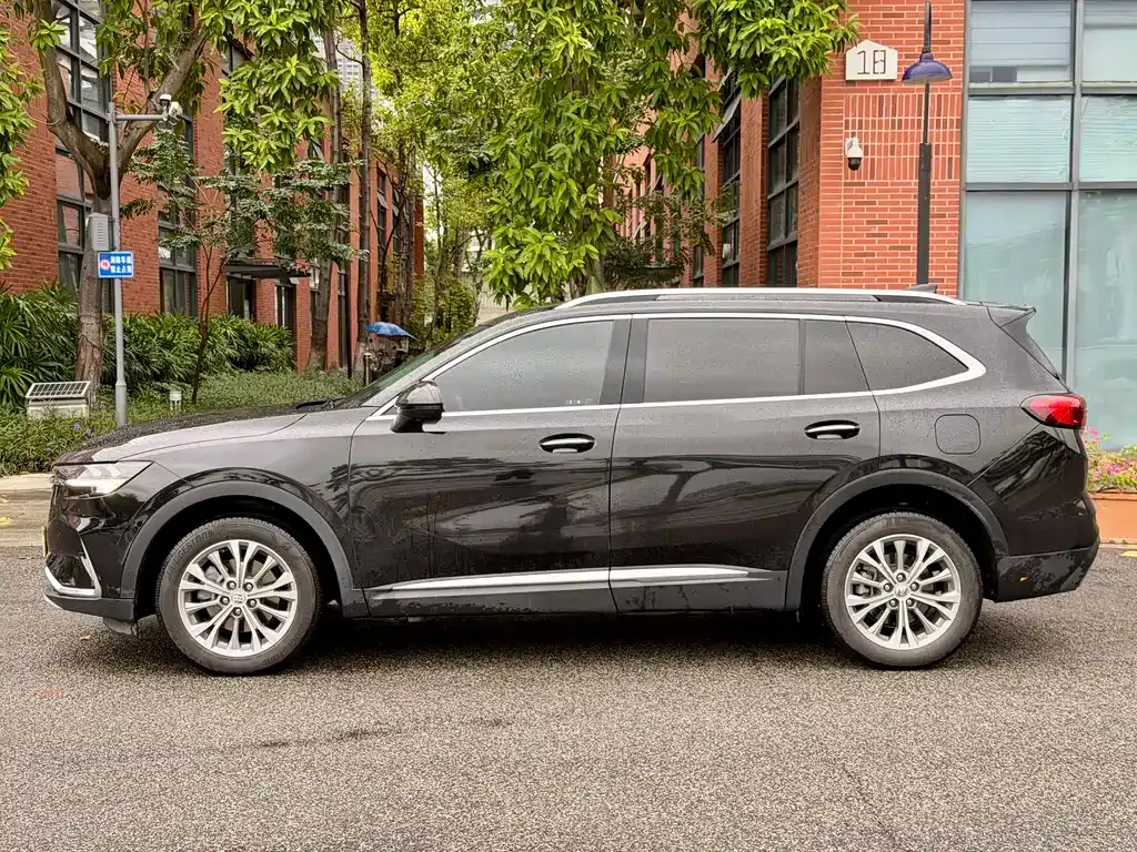 Buick Envision Plus — фото 2