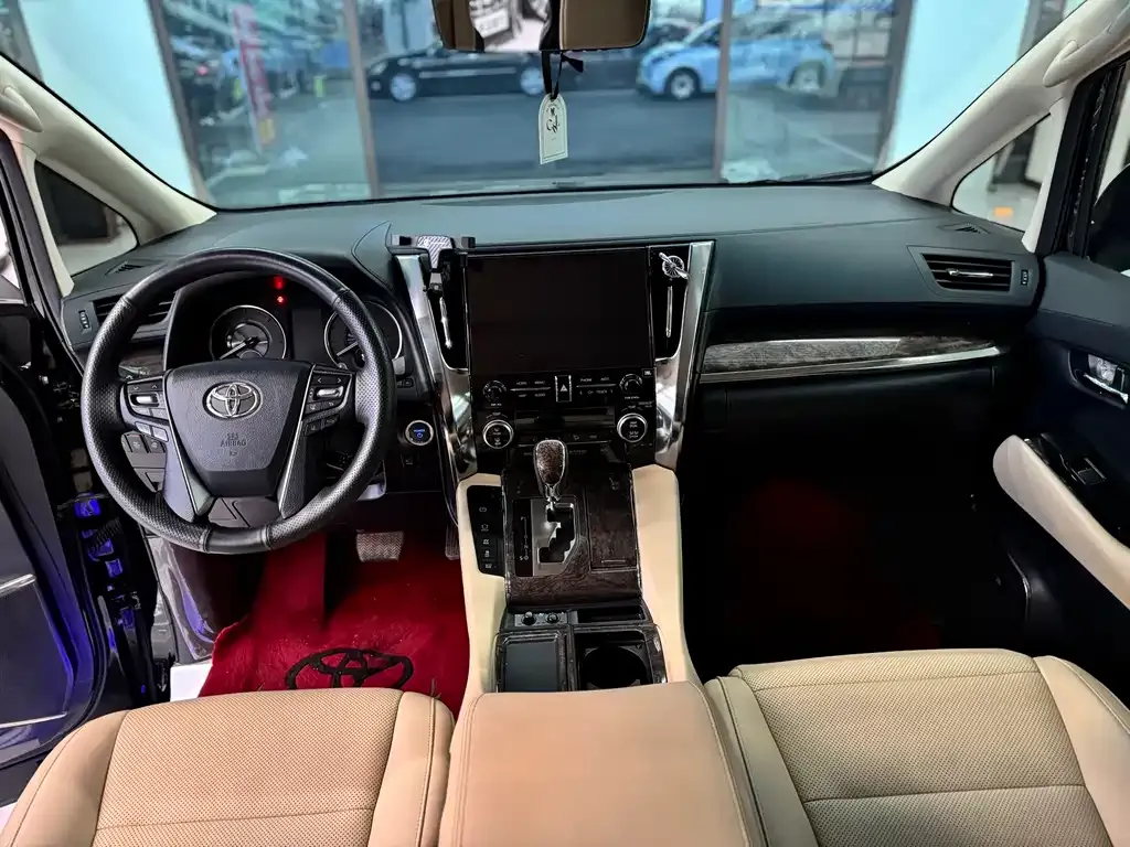 Toyota Alphard 2023 из CN, фото 9