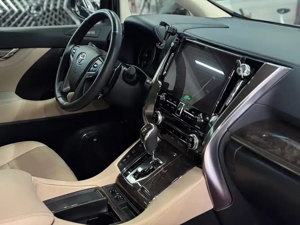 Toyota Alphard 2023 из CN, фото 6