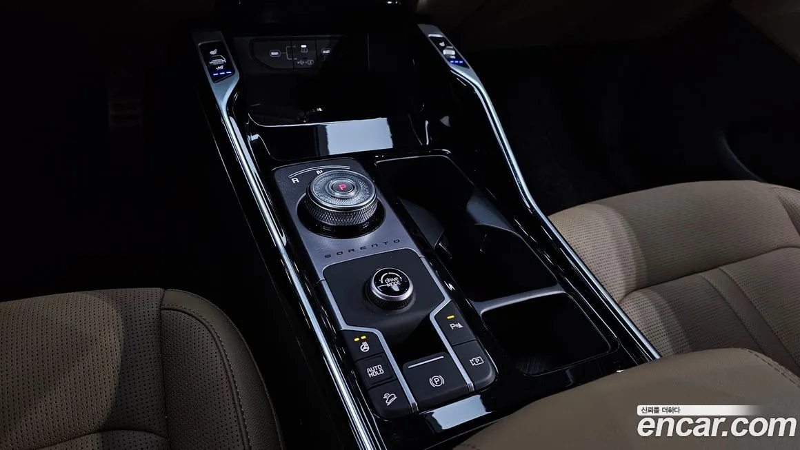 Kia Sorento — фото 9