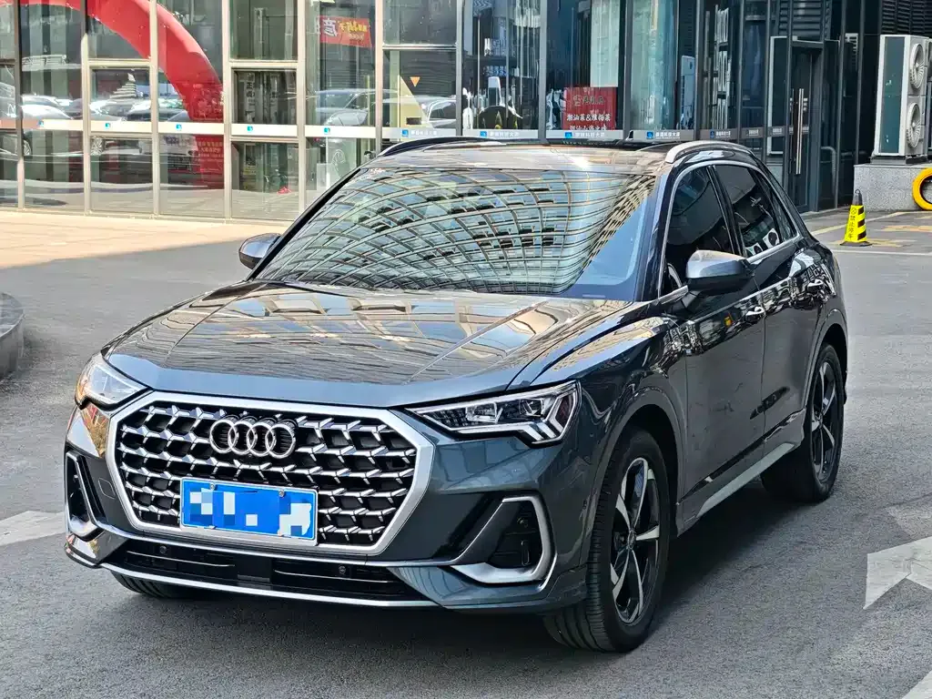 Audi Q3 — фото 8
