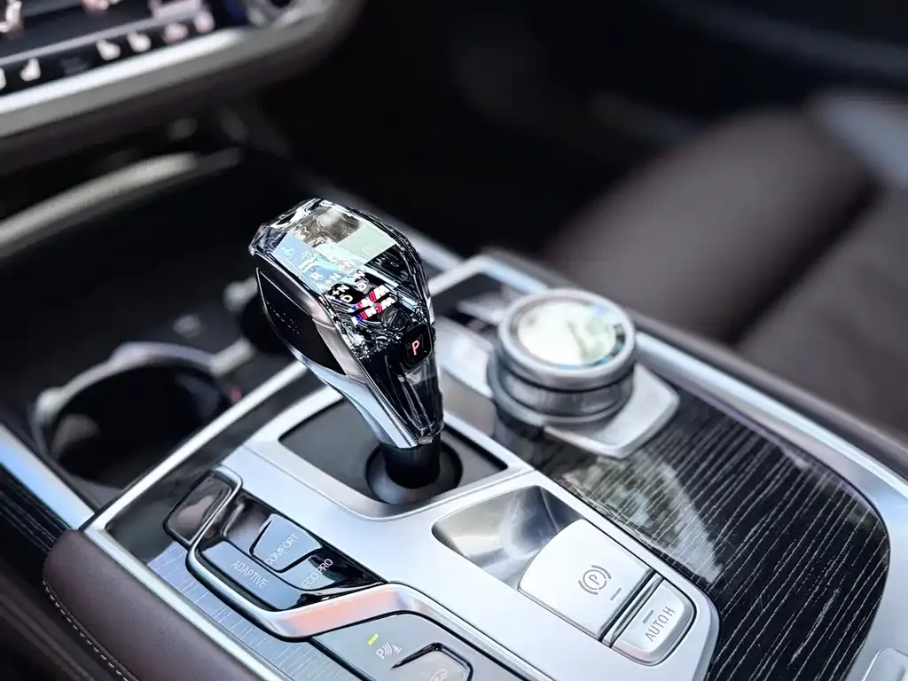 BMW 7 Series 2022 из CN, фото 3