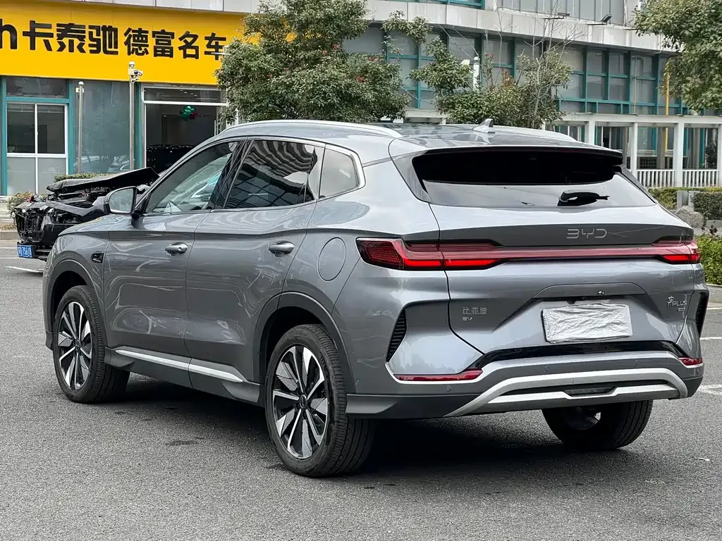 BYD PLUS New Energy — фото 6