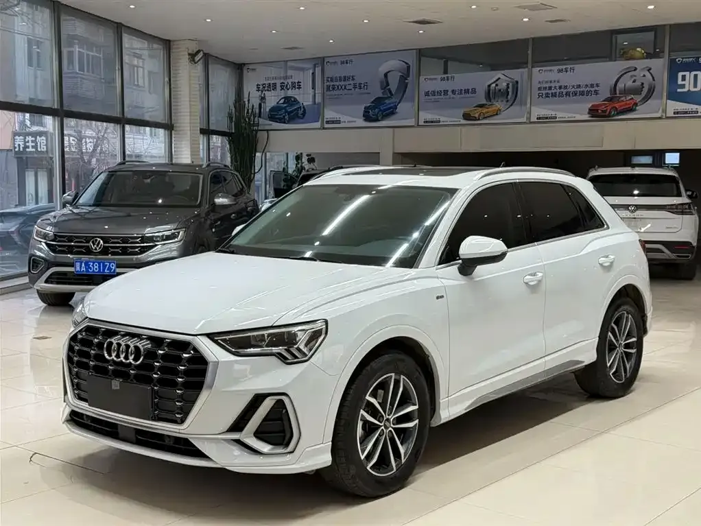 Audi Q3 2022 из CN, фото 1