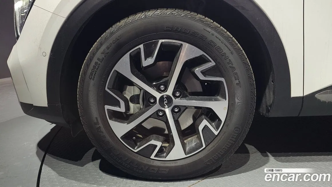 Kia Sportage — фото 7