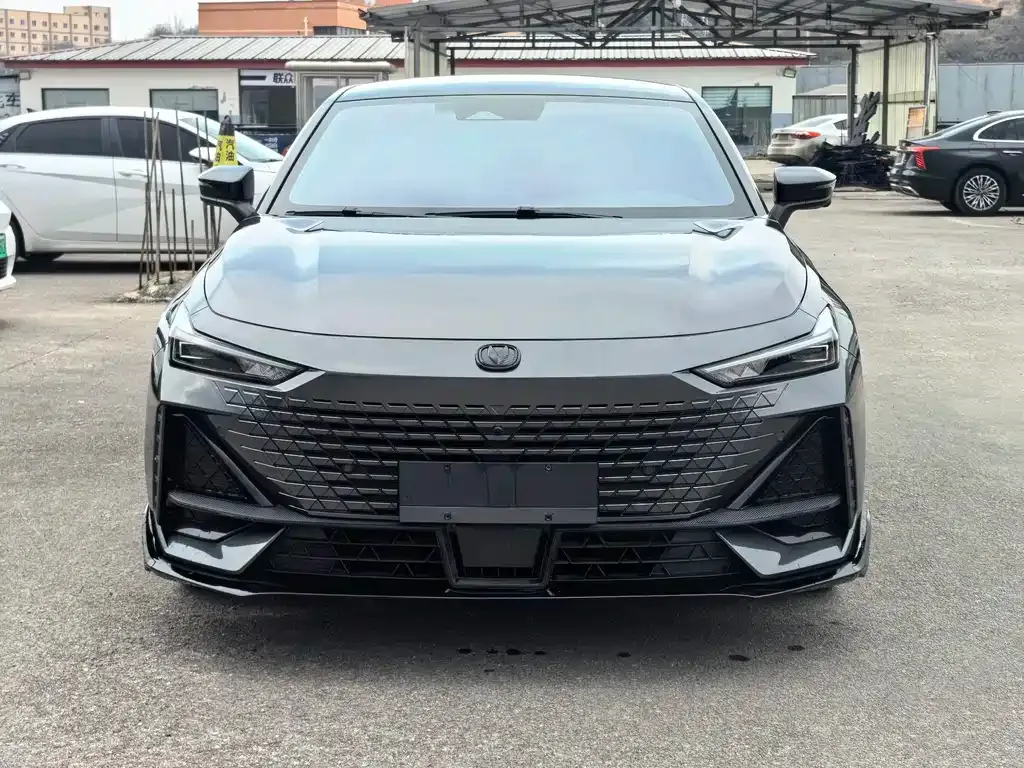 Changan UNI-V 2024 из CN, фото 1