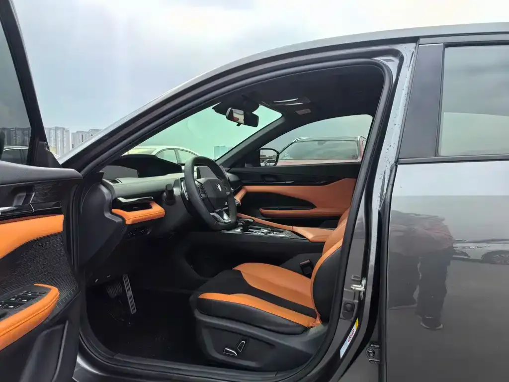 Changan UNI-V 2024 из CN, фото 5