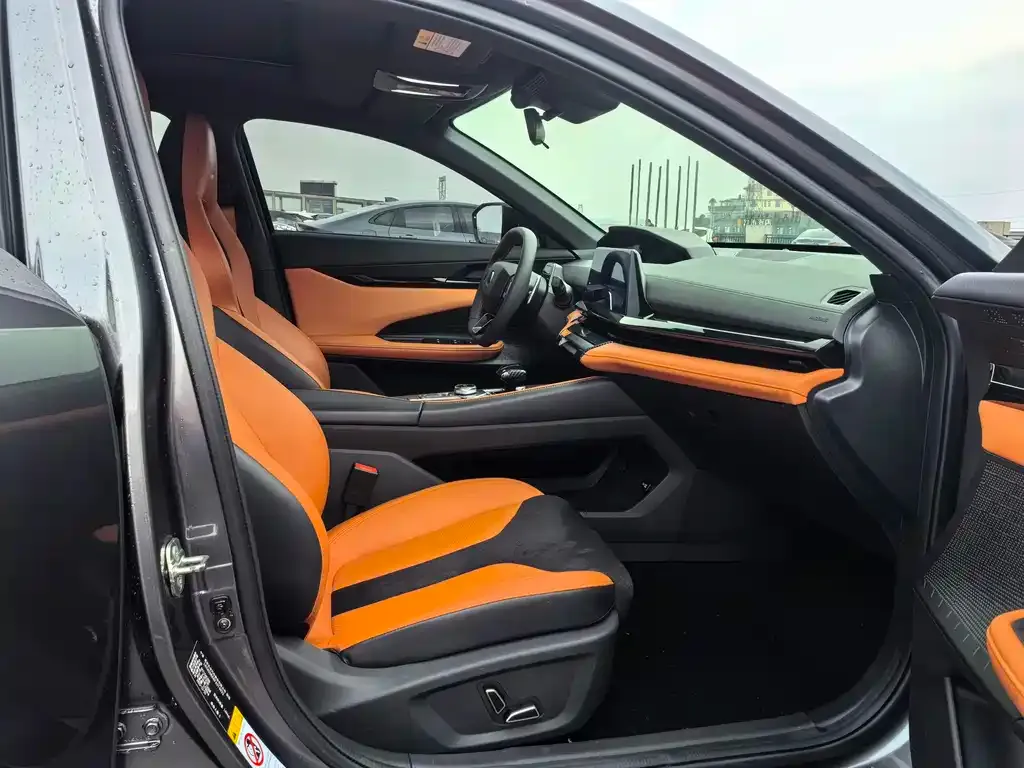 Changan UNI-V 2024 из CN, фото 6