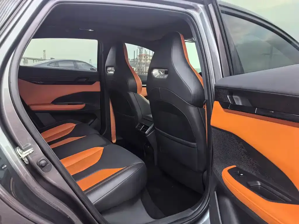 Changan UNI-V 2024 из CN, фото 2