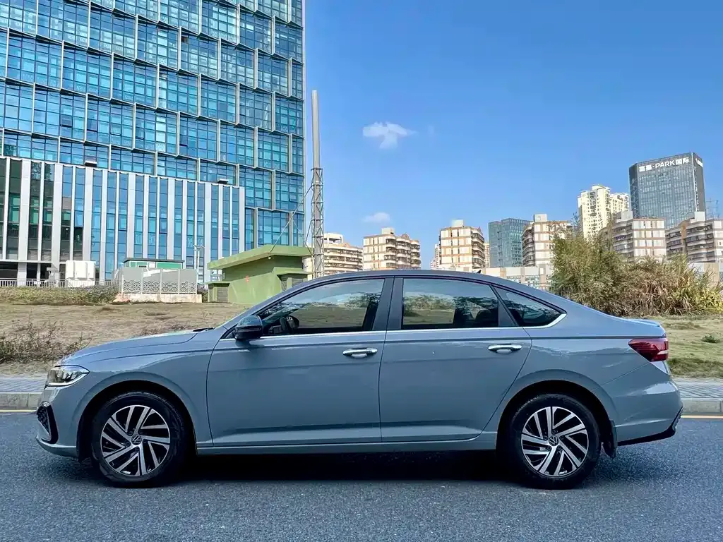 Volkswagen Lavida 2023 из CN, фото 9