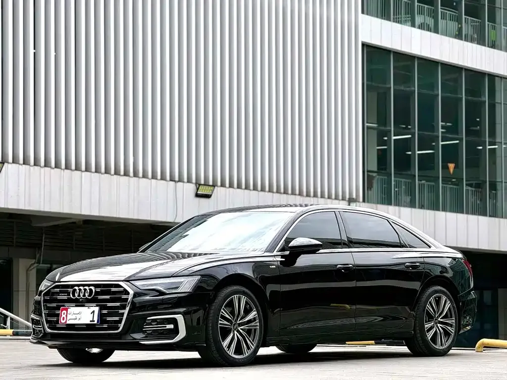 Audi A6L 2023 из CN, фото 1