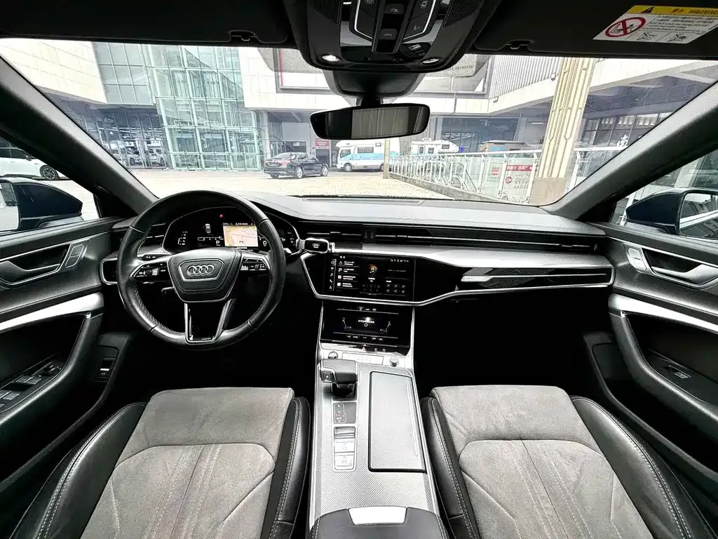 Audi A6L 2023 из CN, фото 7