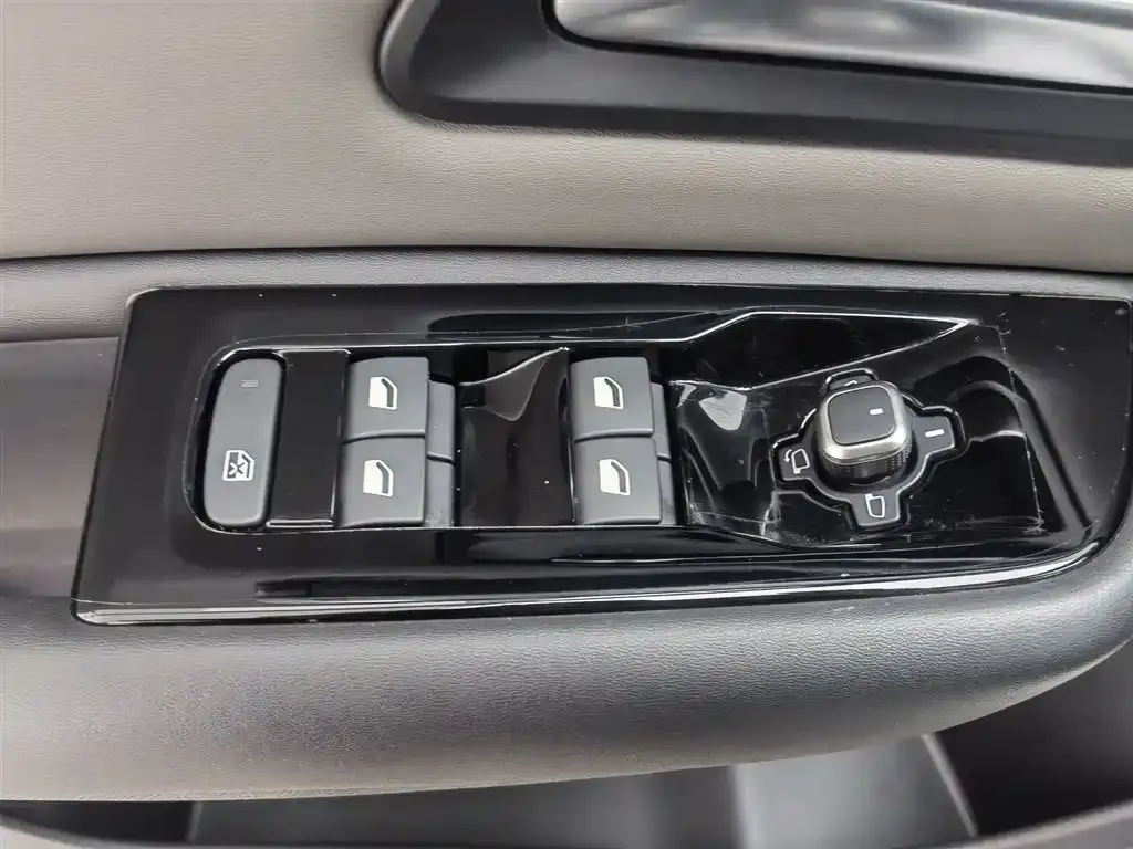 Citroen C5 X 2023 из CN, фото 9