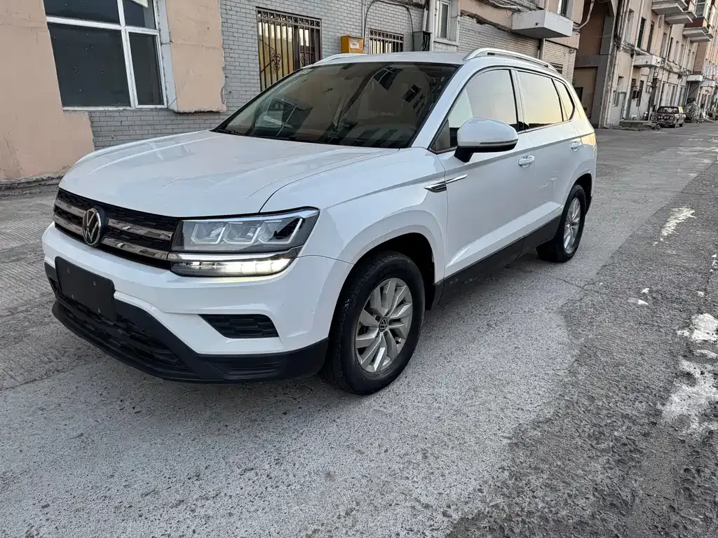 Volkswagen Tharu — фото 2