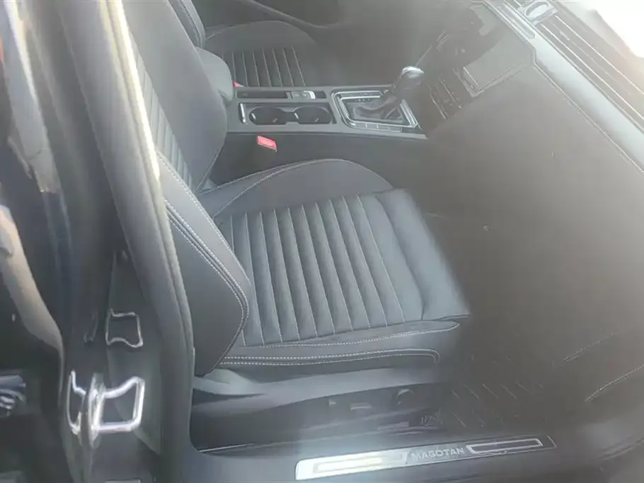 Volkswagen Magotan 2021 из CN, фото 5