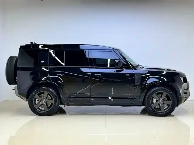 Land Rover Defender — фото 7