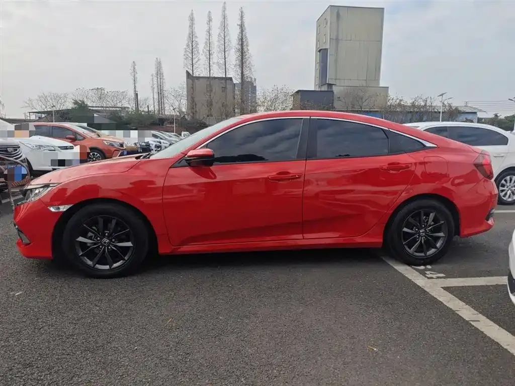 Honda Civic — фото 3