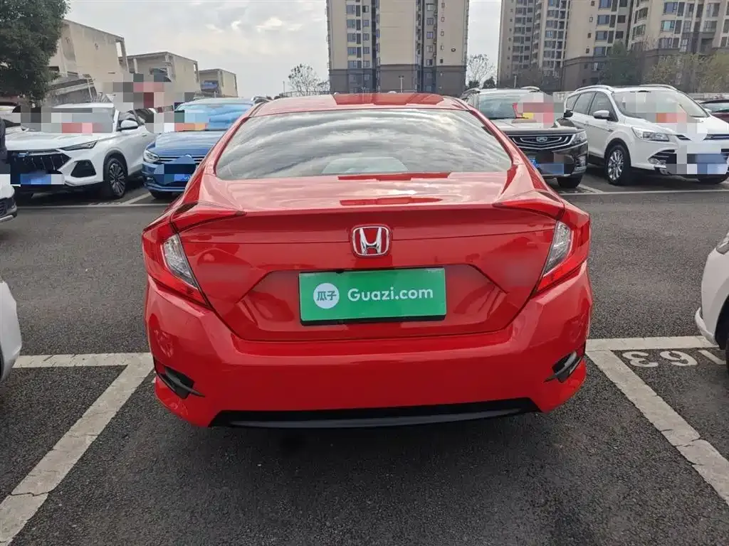 Honda Civic — фото 8