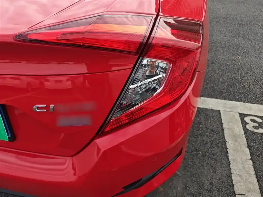 Honda Civic — фото 7
