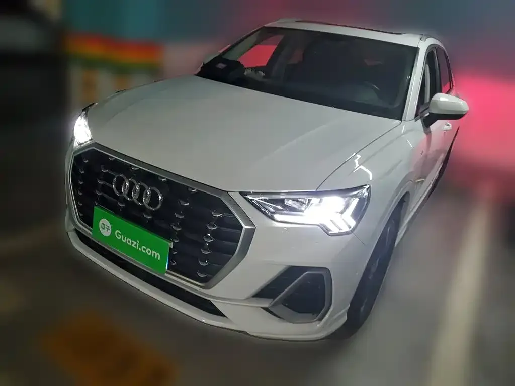 Audi Q3 2022 из CN, фото 1