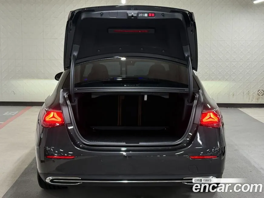 Mercedes-Benz E-Class 2025 из KR, фото 5