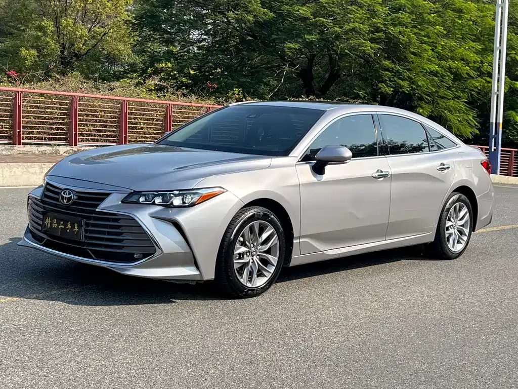 Toyota Avalon 2021 из CN, фото 1