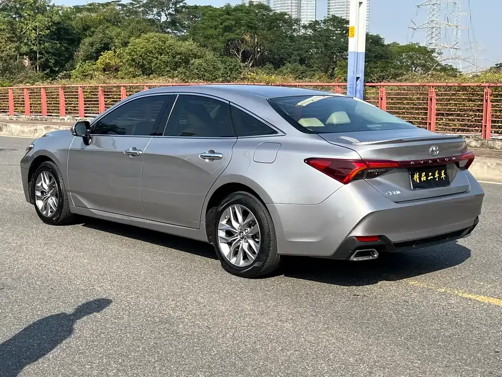 Toyota Avalon 2021 из CN, фото 4