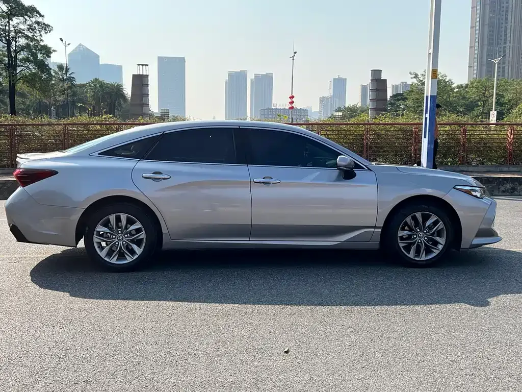 Toyota Avalon 2021 из CN, фото 7