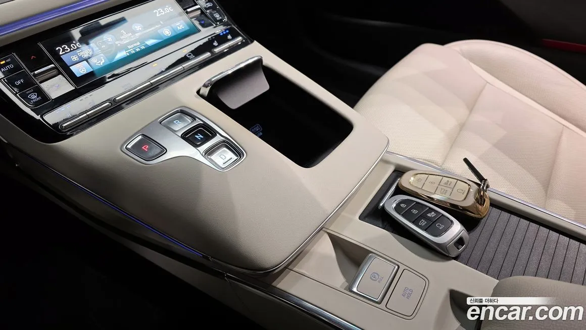 Hyundai Grandeur — фото 10