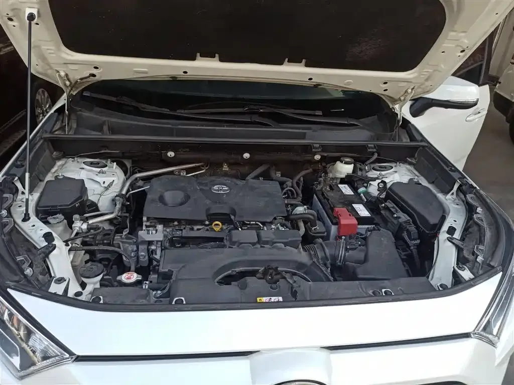 Toyota RAV4 2021 из CN, фото 10