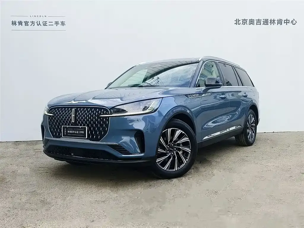 Lincoln Aviator — фото 1