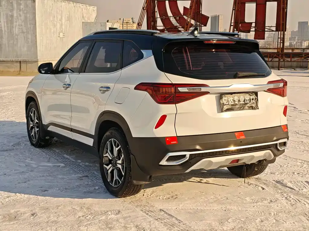 Kia KX3 2022 из CN, фото 8