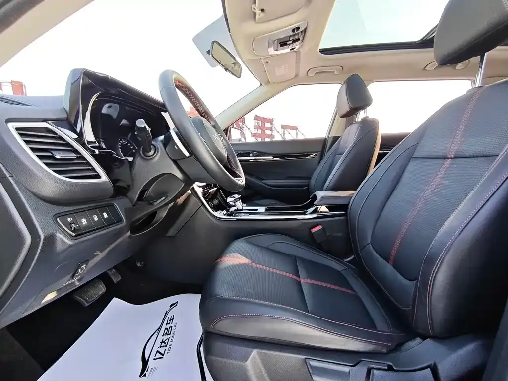 Kia KX3 2022 из CN, фото 9