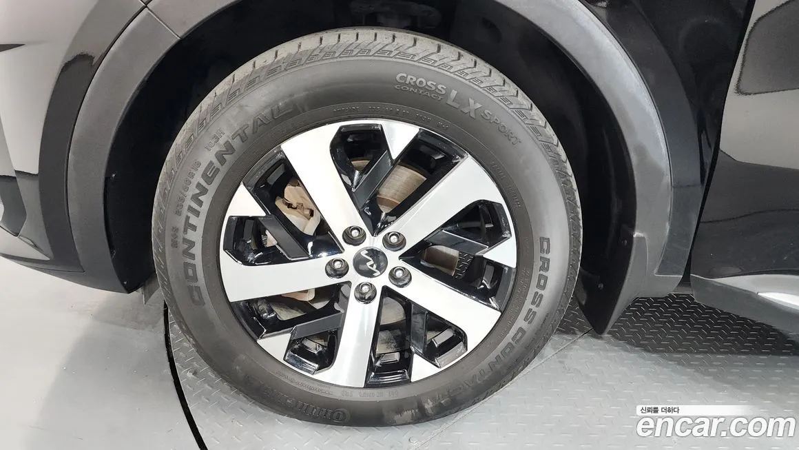 Kia Sorento — фото 6