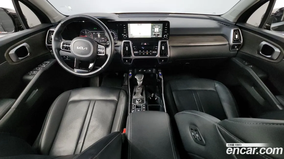 Kia Sorento — фото 8