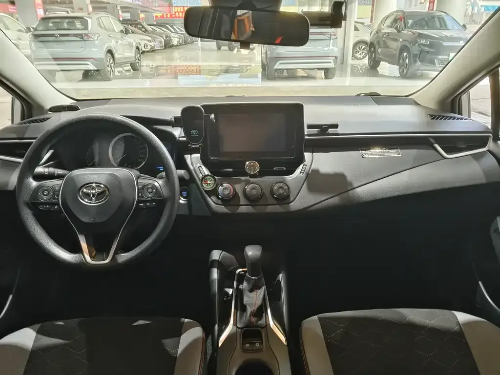 Toyota Corolla 2022 из CN, фото 3