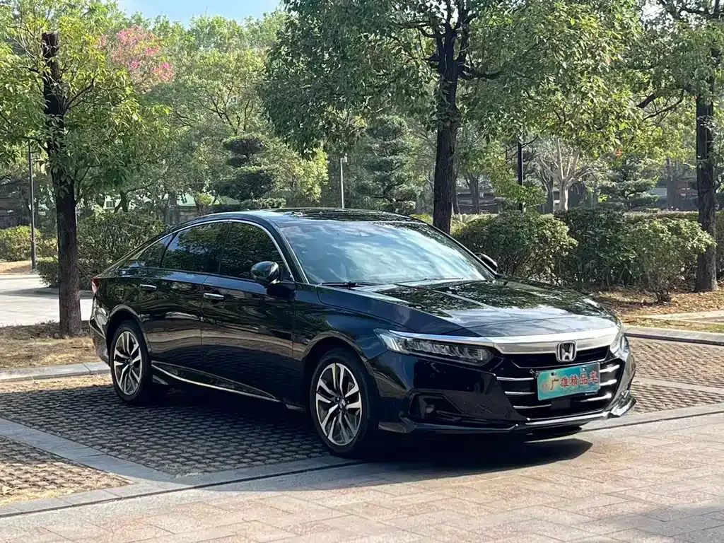 Honda Accord — фото 5