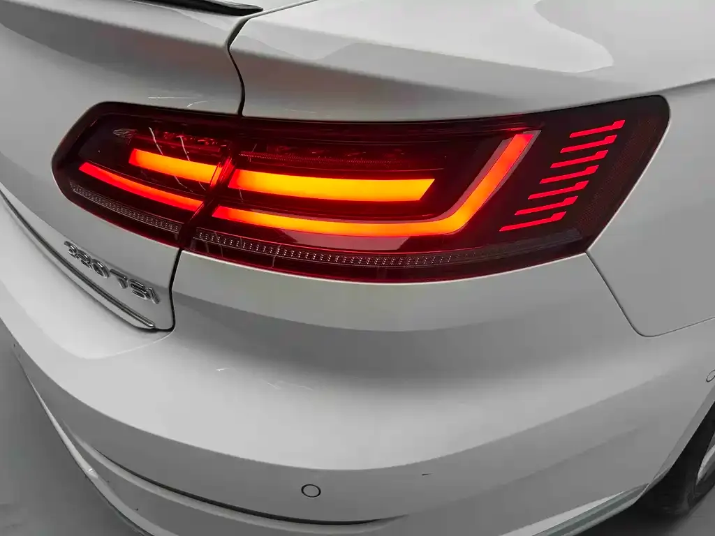Volkswagen CC 2022 из CN, фото 2
