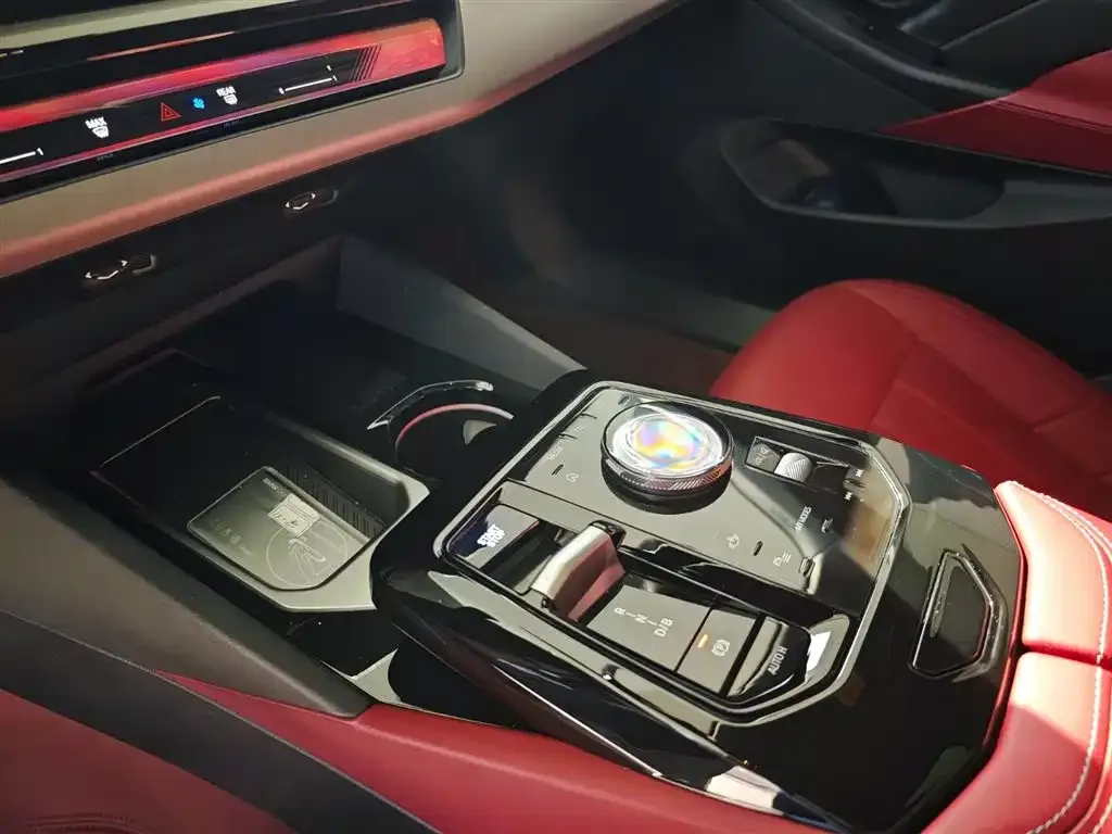 BMW i5 2024 из CN, фото 7