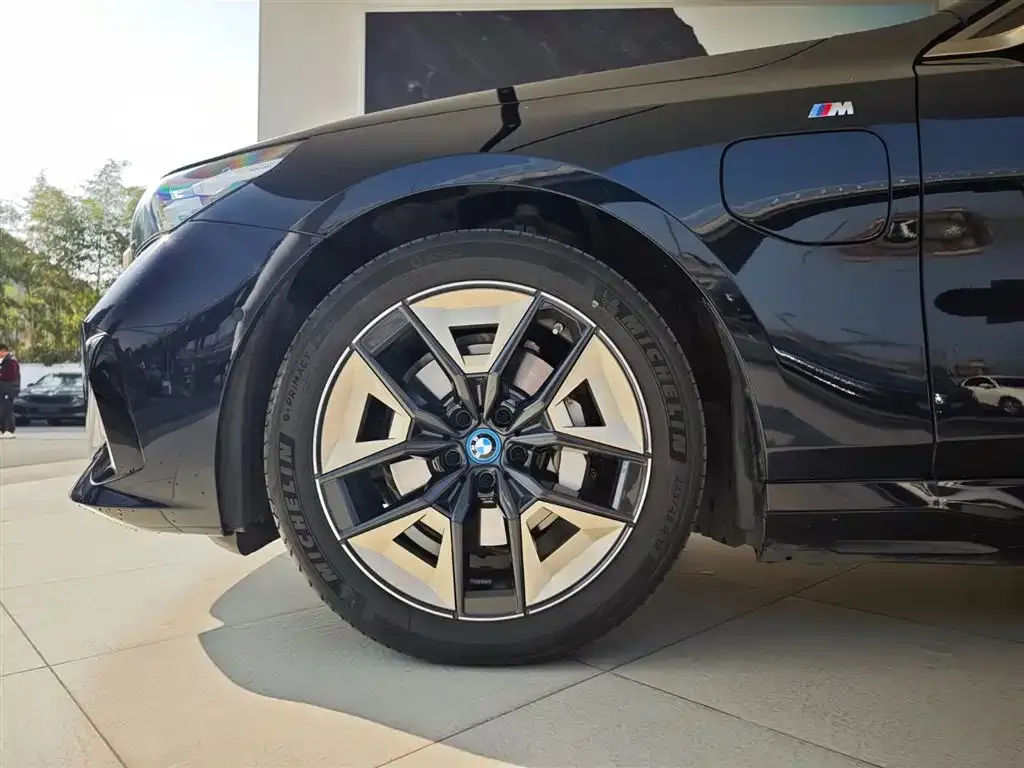 BMW i5 2024 из CN, фото 9