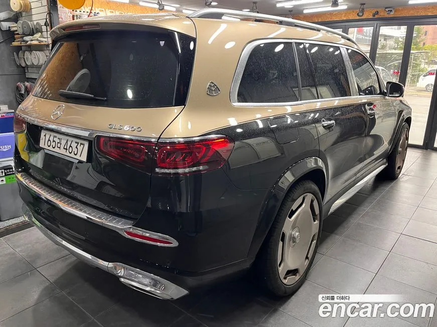 Mercedes-Benz GLS-Class — фото 10