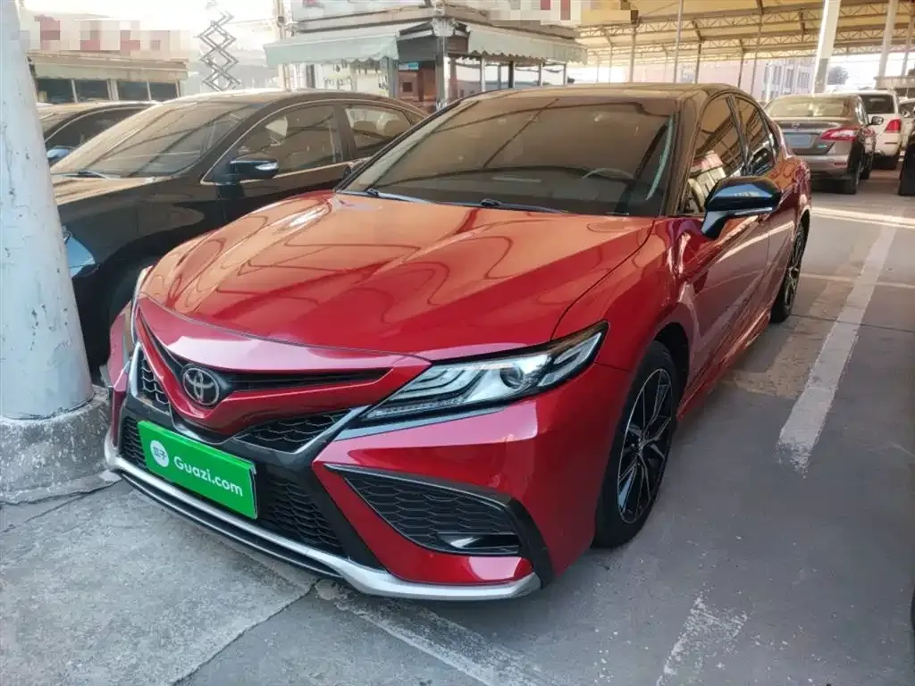 Toyota Camry 2022 из CN, фото 1