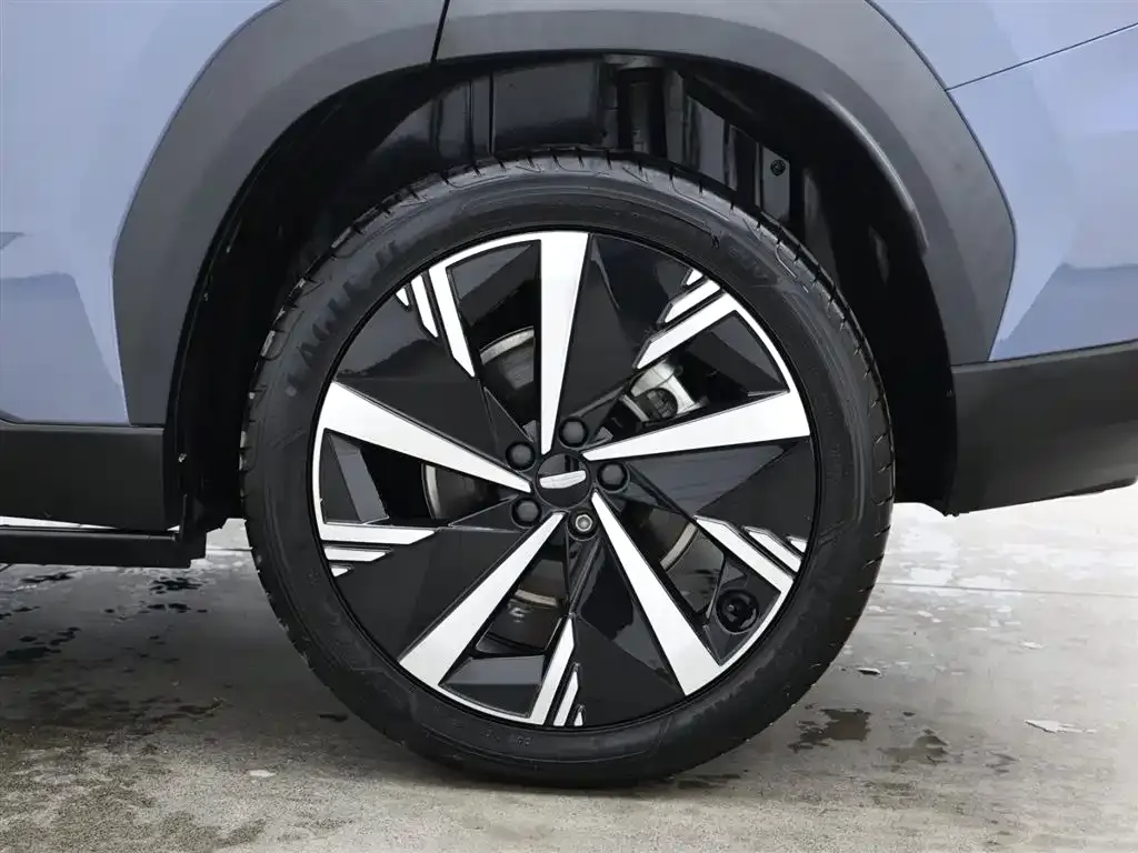 Geely Boyue L 2023 из CN, фото 10