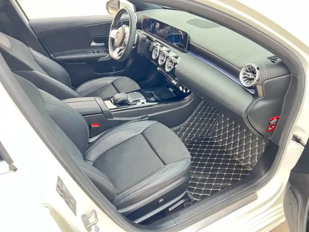 Mercedes-Benz A-Class 2021 из CN, фото 8