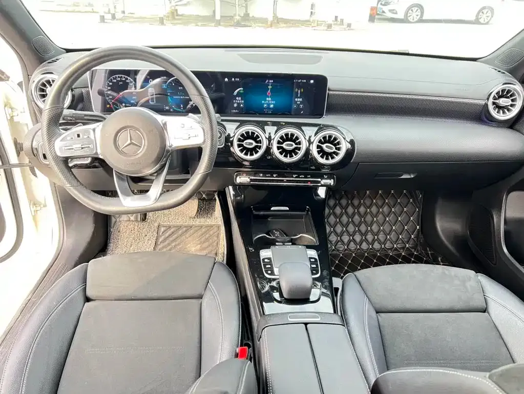 Mercedes-Benz A-Class 2021 из CN, фото 9